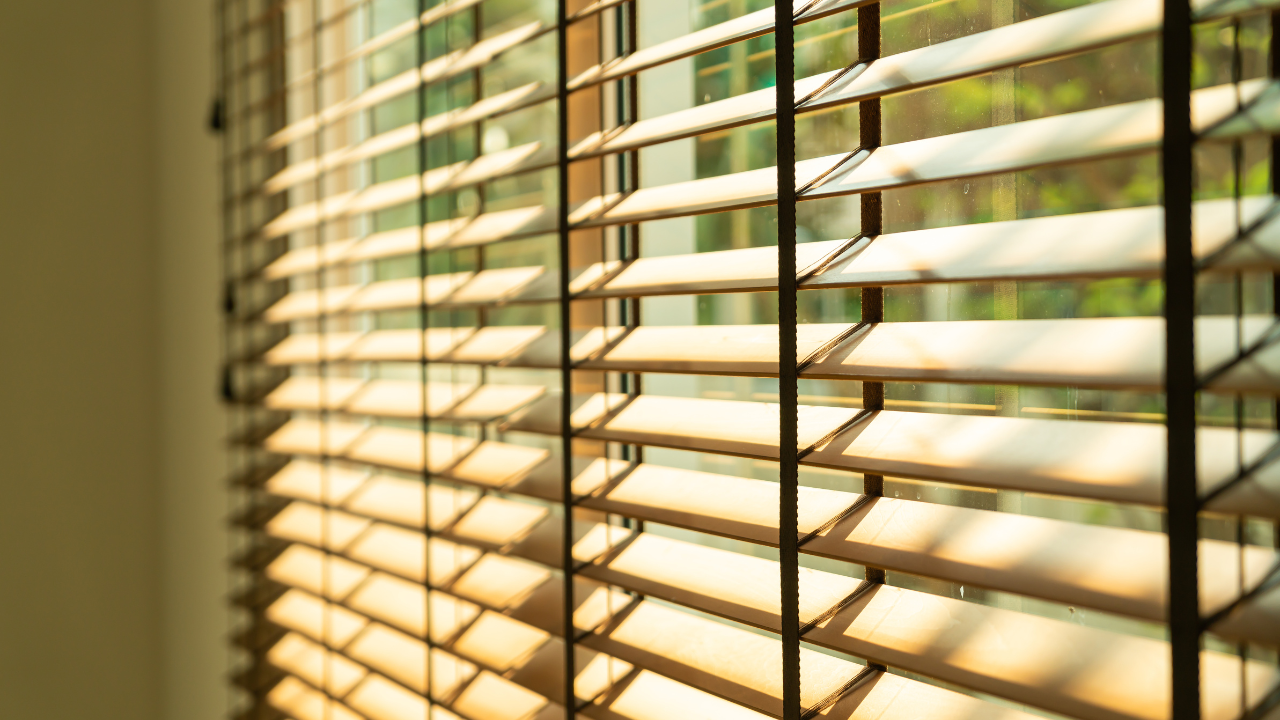 Polish wooden blind